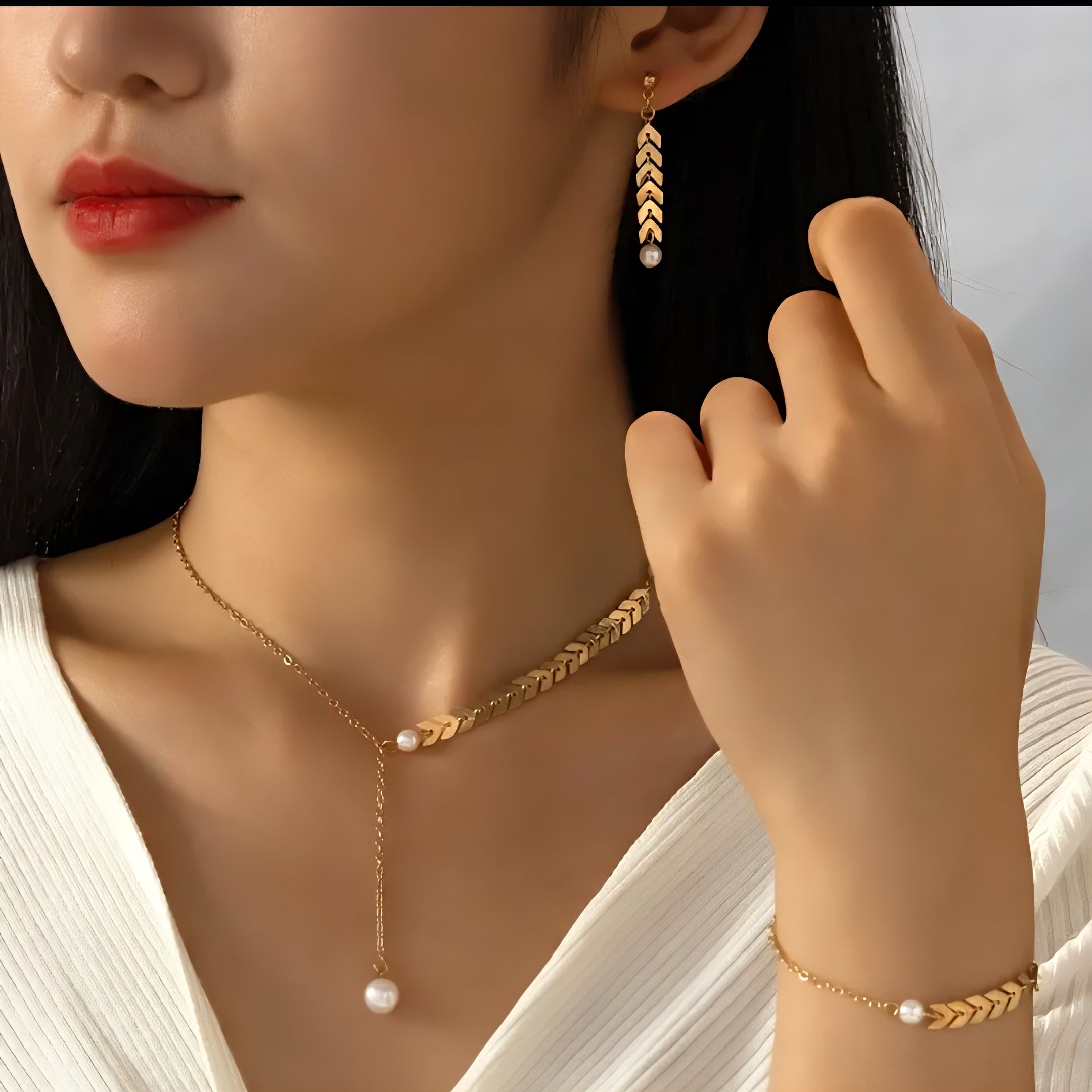 Laurel Pearl Jewelry Set