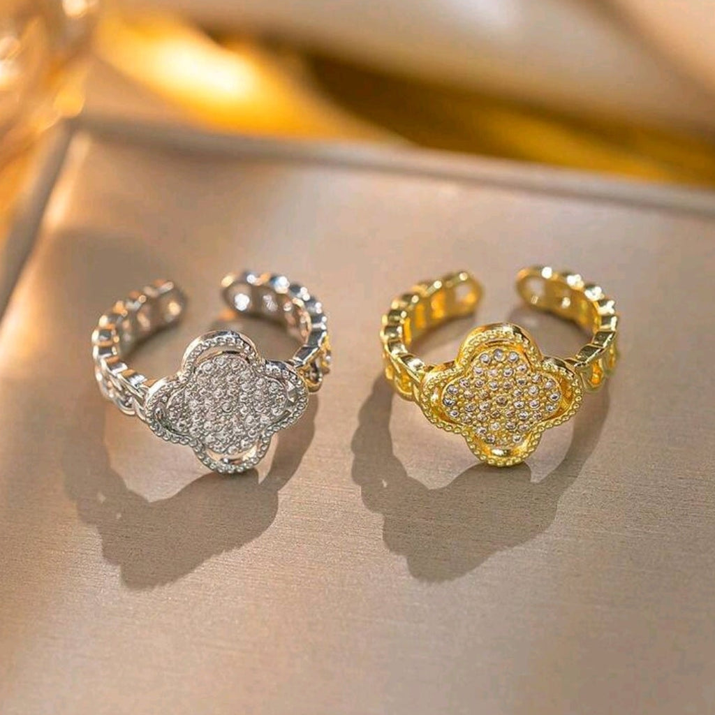 Clover Rhinestone Ring