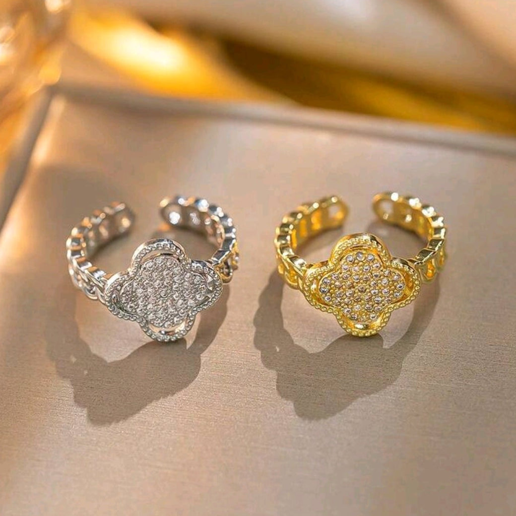Clover Rhinestone Ring